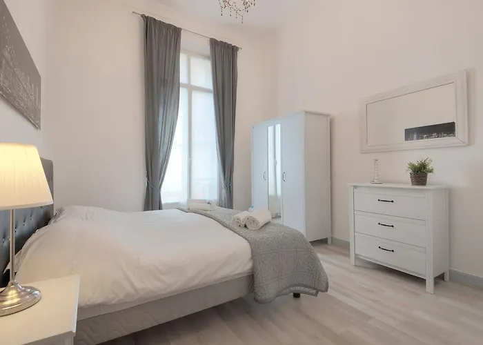 アパート Michel Ange カンヌ