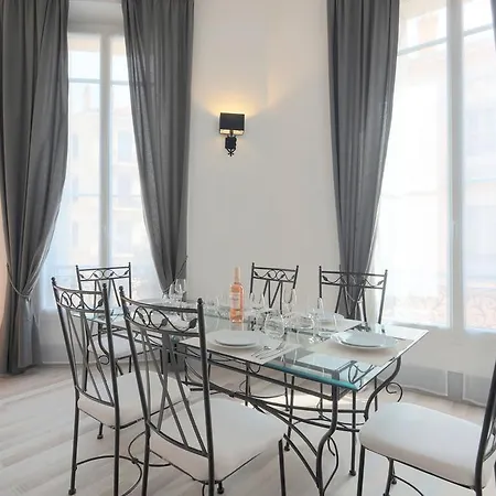 Michel Ange Lejlighed *